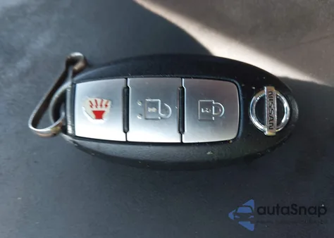 2015 Nissan Pathfinder Platinum/S/Sl/Sv z USA, uszkodzony, nr VIN 5N1AR2MN2FC636823